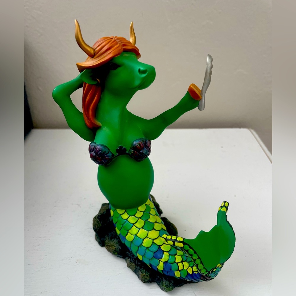 Cow Parade Moomaid item number 9139 retired piece